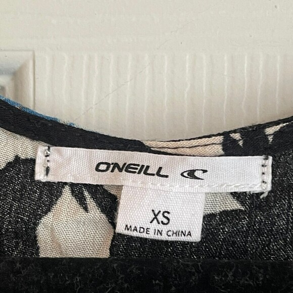 New O'NEILL Women's Boyce Maxi Dress Floral Black Size XS/S - Picture 10 of 13